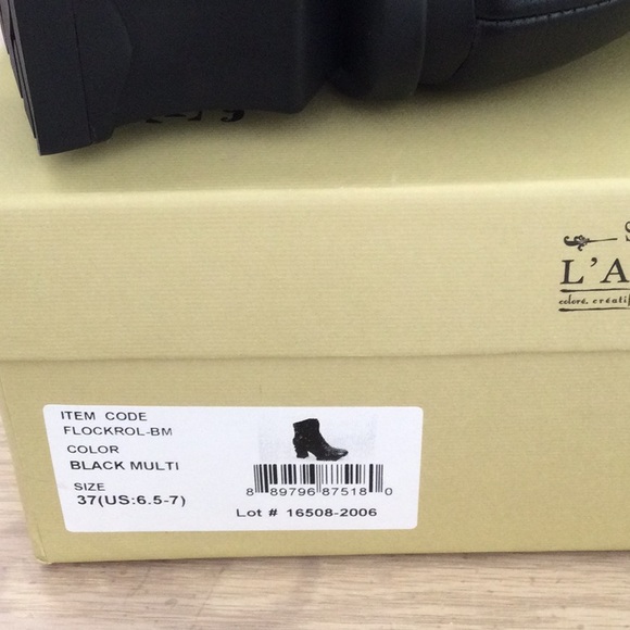 Lartiste Spring Step Black Leather Flower Boots new size 37(6.5-7) - Picture 5 of 5